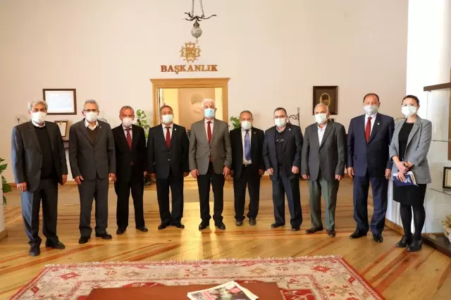 Muğla Ziraat Odaları'ndan Başkan Gürün'e ziyaret Muğla Ziraat Odaları'ndan Başkan Gürün'e ziyaret