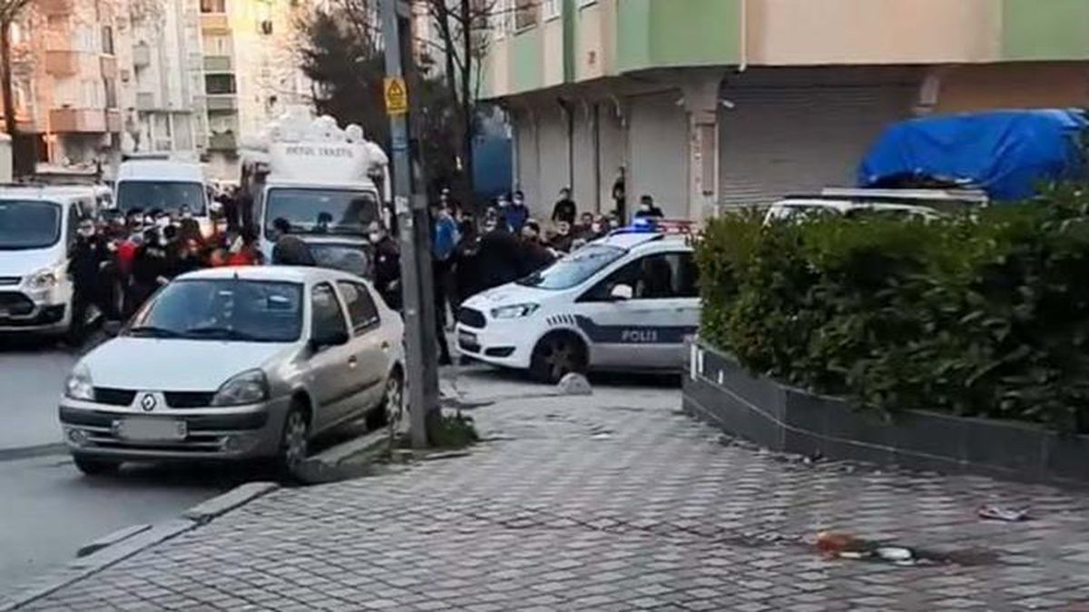 Park tartışması nedeniyle çıkan kavgada balta ve sopalar havada uçuştu