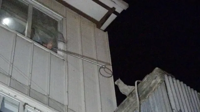 Son dakika! Tarihi evlerin yanındaki ahşap binada çıkan yangın korkuttu Son dakika! Tarihi evlerin yanındaki ahşap binada çıkan yangın korkuttu