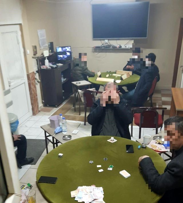 tum yasaklari delip kumar oynarken yakalandil 2 14028955 o