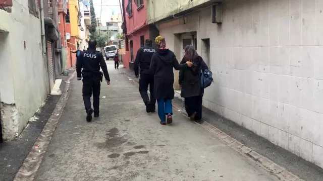 Zorla evlendirilmek istenen kız çocuğu polise sığındı Zorla evlendirilmek istenen kız çocuğu polise sığındı