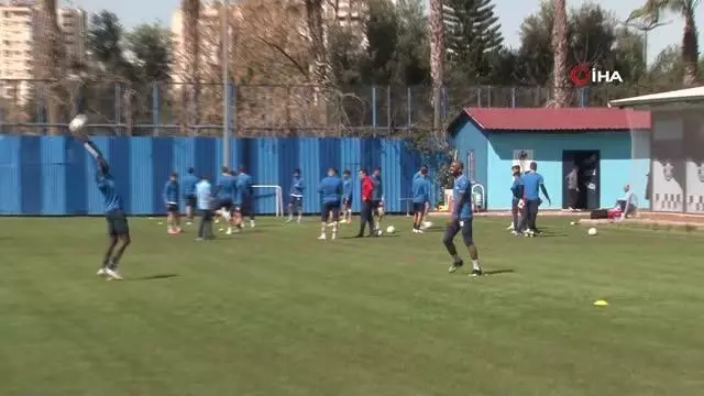 Adana Demirspor, gözünü Süper Lig'e dikti Adana Demirspor, gözünü Süper Lig'e dikti