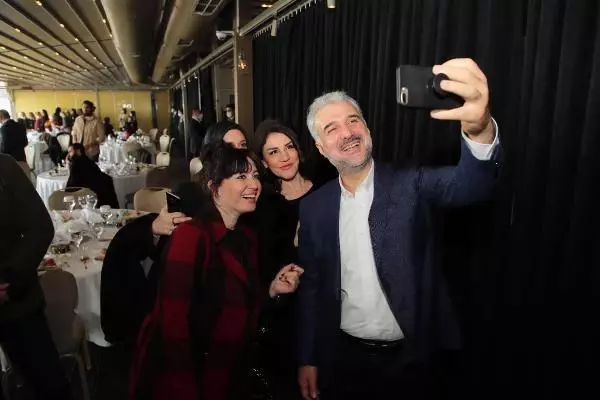 AK Parti İstanbul İl Başkanı Kabaktepe: İstanbulluları, tiyatroya daha çok ilgi göstermeye davet ediyorum AK Parti İstanbul İl Başkanı Kabaktepe: İstanbulluları, tiyatroya daha çok ilgi göstermeye davet ediyorum