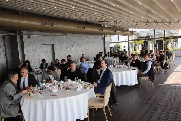 AK Parti İstanbul İl Başkanı Kabaktepe: İstanbulluları, tiyatroya daha çok ilgi göstermeye davet ediyorum AK Parti İstanbul İl Başkanı Kabaktepe: İstanbulluları, tiyatroya daha çok ilgi göstermeye davet ediyorum