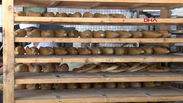 Son dakika gündem: ANTALYA ATSO meclisinde 2 TL kararı alınan ekmek zammı valilik onayını bekliyor Son dakika gündem: ANTALYA ATSO meclisinde 2 TL kararı alınan ekmek zammı valilik onayını bekliyor