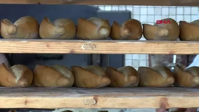 Son dakika gündem: ANTALYA ATSO meclisinde 2 TL kararı alınan ekmek zammı valilik onayını bekliyor Son dakika gündem: ANTALYA ATSO meclisinde 2 TL kararı alınan ekmek zammı valilik onayını bekliyor