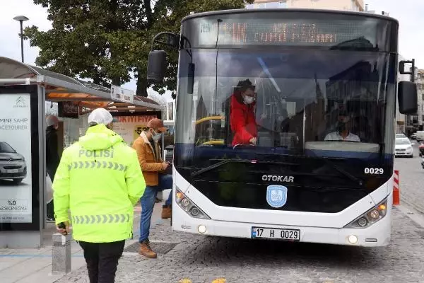 Çanakkale'de 65 yaş ve üzeri vatandaşların toplu taşıma kartları kullanıma kapatıldı Çanakkale'de 65 yaş ve üzeri vatandaşların toplu taşıma kartları kullanıma kapatıldı