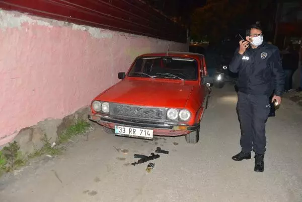 Son dakika: Evi kurşunlayıp, kalaşnikofu otomobilin altına atan şüpheliler yakalandı Son dakika: Evi kurşunlayıp, kalaşnikofu otomobilin altına atan şüpheliler yakalandı