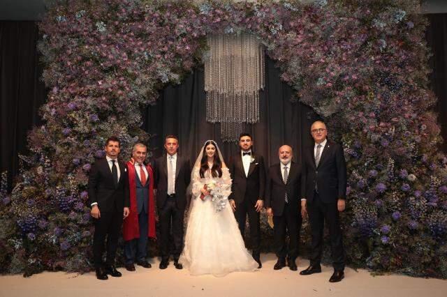 Fenerbahçeli Ozan Tufan, Rojin Haspolat ile dünyaevine girdi, çiftin şahitleri Ali Koç ve Emre Belözoğlu oldu