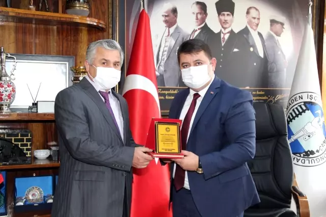 GMİS personeli Akgün ve Dübüş emekliye ayrıldı