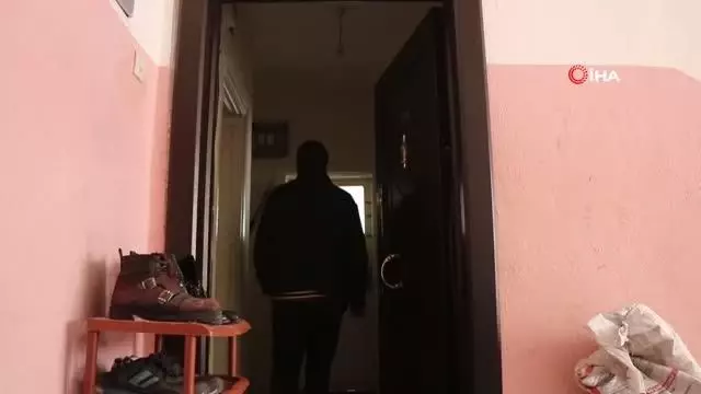 Hapis ve para cezası alan şahıs, dolandırıcıların kimlik numarasını kullandığını öne sürdü Hapis ve para cezası alan şahıs, dolandırıcıların kimlik numarasını kullandığını öne sürdü