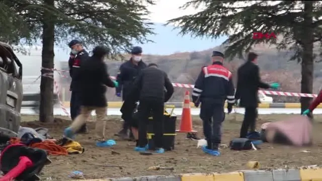 Son dakika haber: ISPARTA Isparta'da minibüsle hafif ticari araç çarpıştı: 3 ölü, 8 yaralı - Yeniden Son dakika haber: ISPARTA Isparta'da minibüsle hafif ticari araç çarpıştı: 3 ölü, 8 yaralı - Yeniden