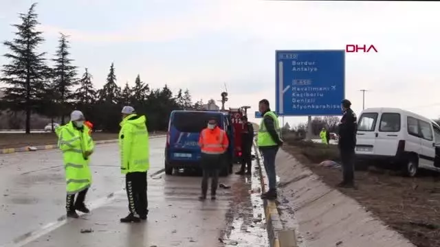 Son dakika haber: ISPARTA Isparta'da minibüsle hafif ticari araç çarpıştı: 3 ölü, 8 yaralı - Yeniden Son dakika haber: ISPARTA Isparta'da minibüsle hafif ticari araç çarpıştı: 3 ölü, 8 yaralı - Yeniden