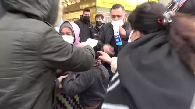 İstiklal Caddesi'nde çocuğa köpek saldırdı