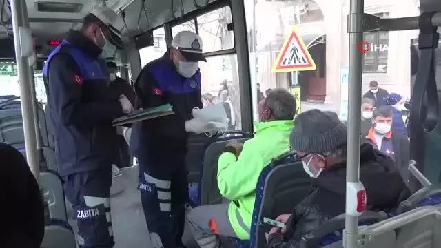 Kırmızı kategorideki Aksaray'da halk otobüsleri denetlendi Kırmızı kategorideki Aksaray'da halk otobüsleri denetlendi