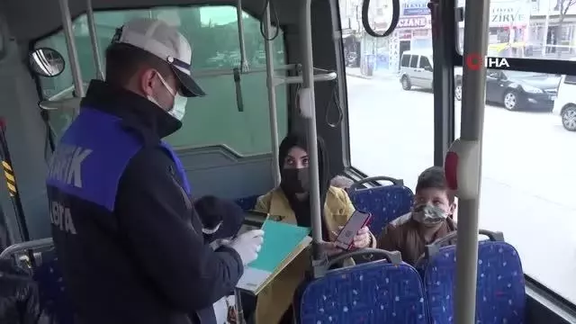 Kırmızı kategorideki Aksaray'da halk otobüsleri denetlendi Kırmızı kategorideki Aksaray'da halk otobüsleri denetlendi