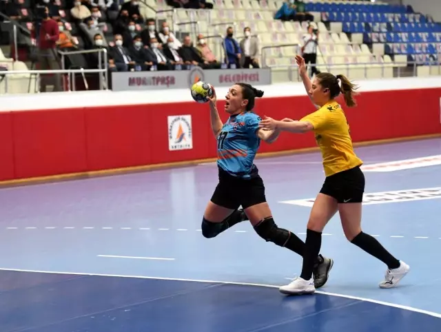 Konyaaltı Belediyesi çeyrek final ilk maçında galip Konyaaltı Belediyesi çeyrek final ilk maçında galip