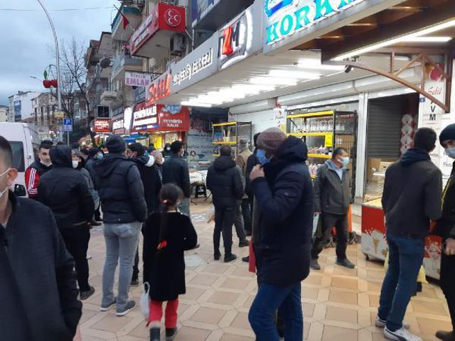 magazanin reyonundan aldigi bicakla bilekleri 4 14033890 o