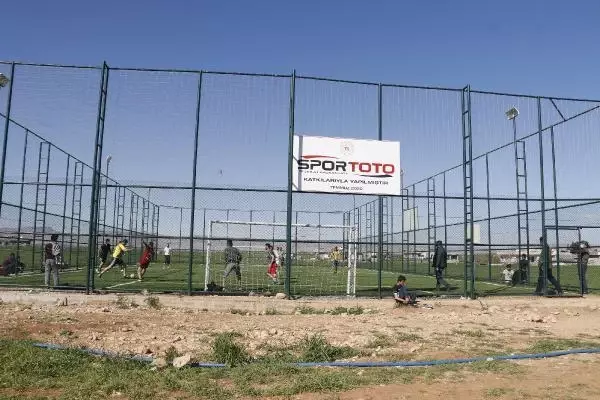 SPOR Mardin'e 10 yeni halı saha