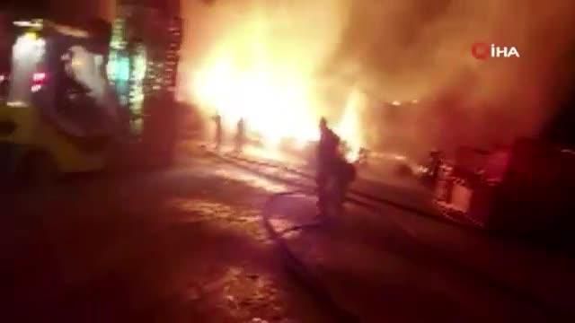 palet fabrikasinda yangin 14032906 o