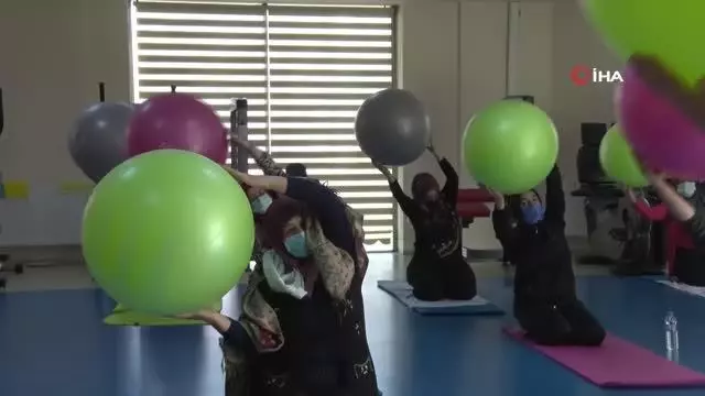 Pandemi sürecinde kadınlar spora yöneldi Pandemi sürecinde kadınlar spora yöneldi
