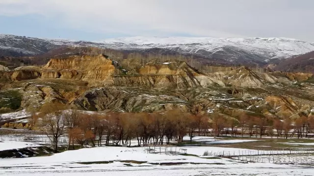 Vali Gündüzöz'den Şenyayla bölgesinin Muş'a bağlanmasına ilişkin açıklama Vali Gündüzöz'den Şenyayla bölgesinin Muş'a bağlanmasına ilişkin açıklama