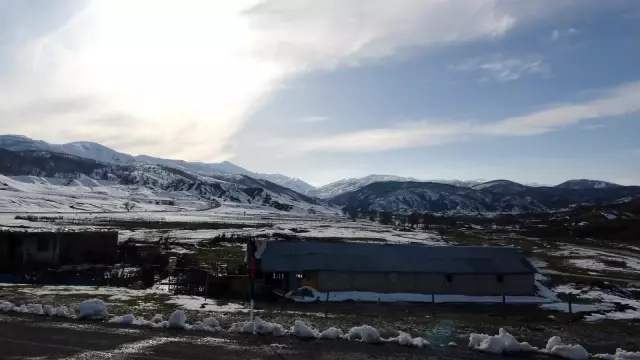 Vali Gündüzöz'den Şenyayla bölgesinin Muş'a bağlanmasına ilişkin açıklama Vali Gündüzöz'den Şenyayla bölgesinin Muş'a bağlanmasına ilişkin açıklama