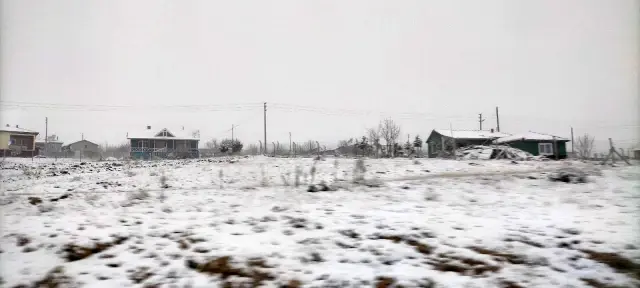 Seyitgazi'de kar var Seyitgazi'de kar var