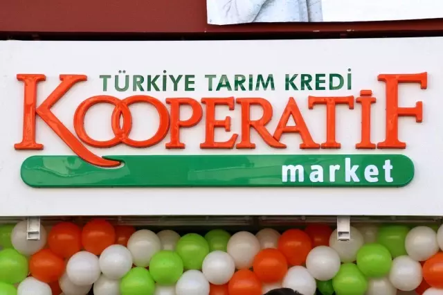 Tarım Kredi Kooperatif Market 205'inci mağazasını dualarla açtı Tarım Kredi Kooperatif Market 205'inci mağazasını dualarla açtı