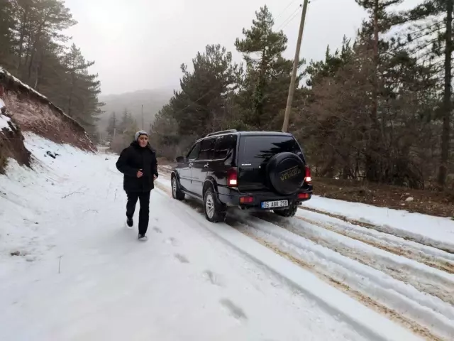 Türkiye şampiyonasına kar üstünde hazırlanıyor Türkiye şampiyonasına kar üstünde hazırlanıyor