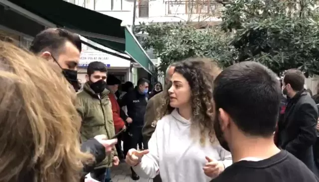 Ünlü sanatçı İbrahim Tatlıses'in kızı Dilan Çıtak saldırıya uğradı Ünlü sanatçı İbrahim Tatlıses'in kızı Dilan Çıtak saldırıya uğradı