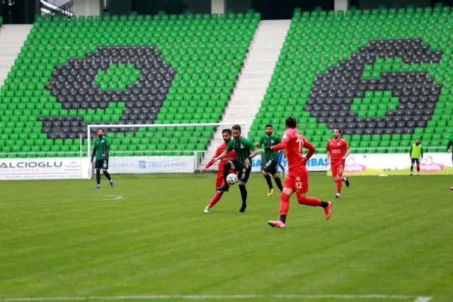2. Lig: Sakaryaspor: 0 Pendikspor: 0 2. Lig: Sakaryaspor: 0 Pendikspor: 0