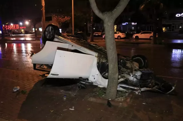 Adana'da otomobil ağaçlara çarpıp takla attı: 4 yaralı Adana'da otomobil ağaçlara çarpıp takla attı: 4 yaralı