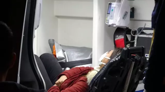 Adana'da otomobil ağaçlara çarpıp takla attı: 4 yaralı Adana'da otomobil ağaçlara çarpıp takla attı: 4 yaralı