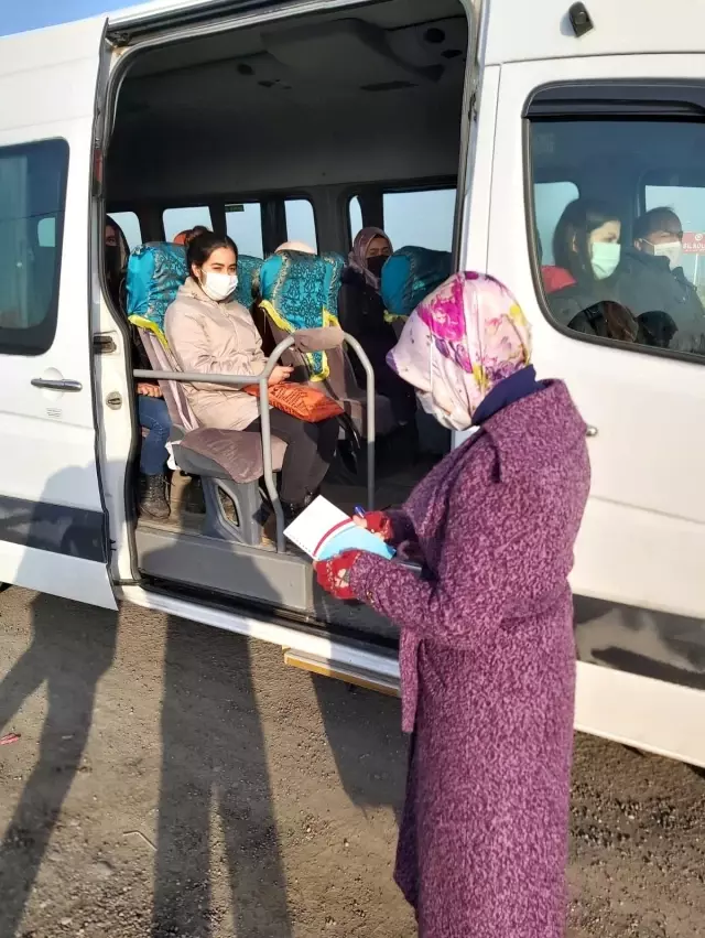 Ağrı'da okul servis araçları denetlendi Ağrı'da okul servis araçları denetlendi