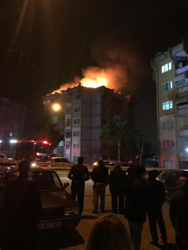 ailesiyle tartisip yasadiklari evi yakti 8 14034132 o