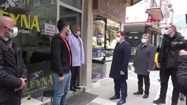 Amasya'da işletmelerini açan esnafın morali yükseldi Amasya'da işletmelerini açan esnafın morali yükseldi