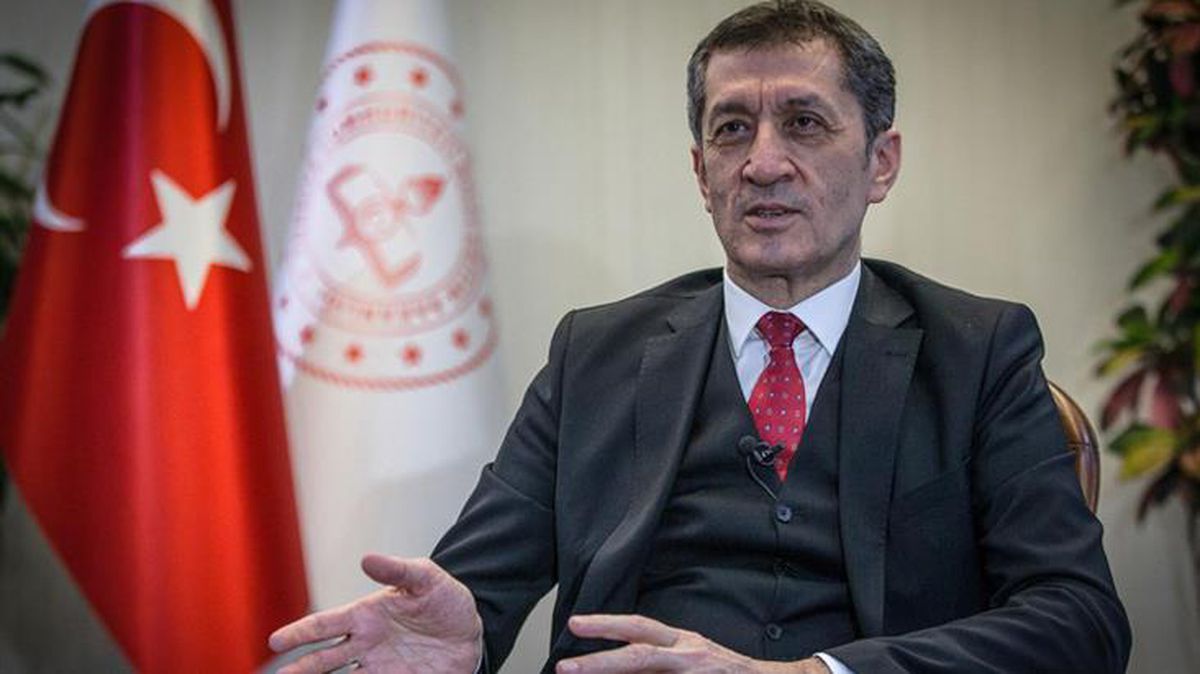 Bakan Selçuk'tan 'Okulları açın lütfen, çok sıkıldık evde' çağrısına yanıt: Ben de istiyorum ama adımlarımızı sizleri düşünerek atıyoruz