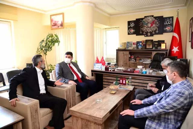 Başkan Oğuz'dan 'siyasi nezaket' ziyaretleri Başkan Oğuz'dan 'siyasi nezaket' ziyaretleri
