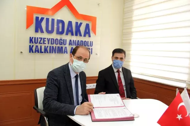 'Bayburt Üniversitesi Arıcılık AR-GE Merkezi Kurulması ve Bölge Arıcılığının Geliştirilmesi' projesinin destek sözleşmesi imzalandı 'Bayburt Üniversitesi Arıcılık AR-GE Merkezi Kurulması ve Bölge Arıcılığının Geliştirilmesi' projesinin destek sözleşmesi imzalandı