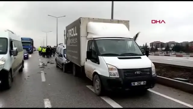 BURSA Bursa'da zincirleme kaza BURSA Bursa'da zincirleme kaza