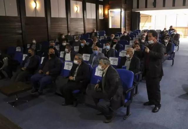 Büyükşehir Karacasulu muhtarlarla buluştu Büyükşehir Karacasulu muhtarlarla buluştu