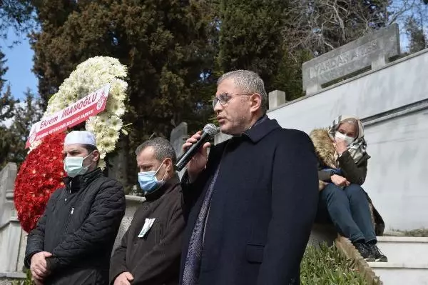 Cemil hocaya mezarı başında anma... 1 yıl sonra helallik alındı