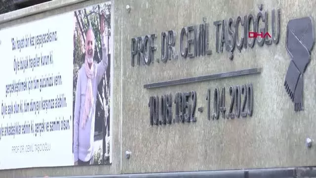 Cemil hocaya mezarı başında anma... 1 yıl sonra helallik alındı
