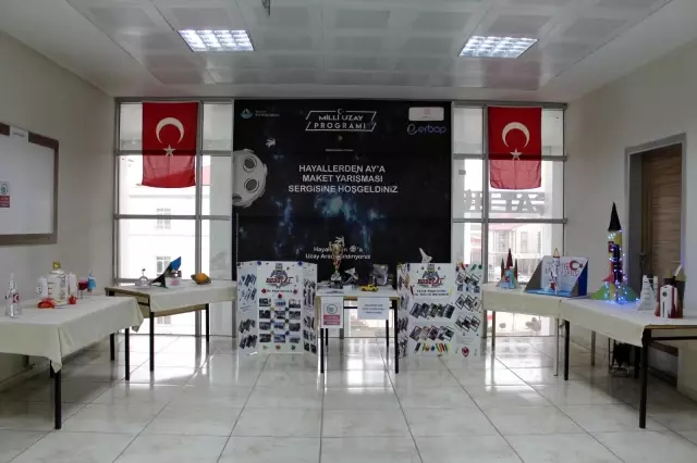 Çocuklar hayallerindeki uzay araçlarını tasarladı Çocuklar hayallerindeki uzay araçlarını tasarladı