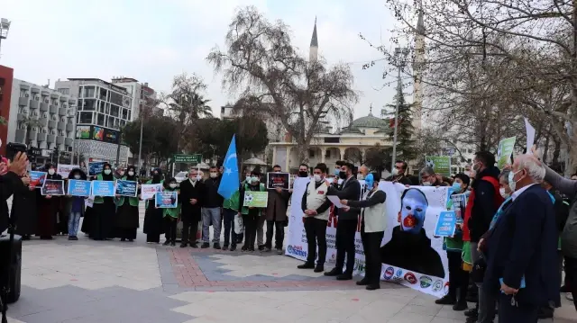Denizli'de STK'lardan Doğu Türkistan'daki soykırıma kınama ü