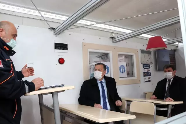 Deprem Simülasyon Tırı Dinar'da Deprem Simülasyon Tırı Dinar'da
