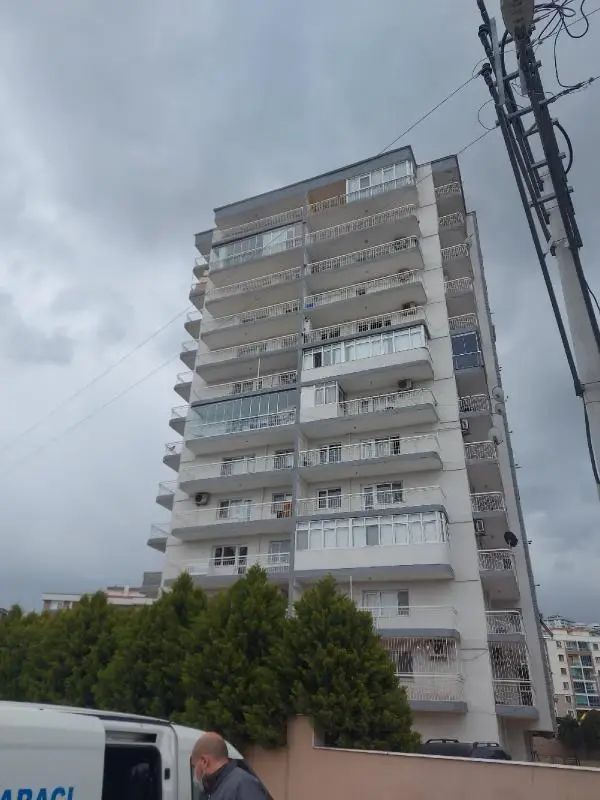 Eşini, ölmesi halinde başkasıyla birlikte olmasından korkup, boğmuş Eşini, ölmesi halinde başkasıyla birlikte olmasından korkup, boğmuş