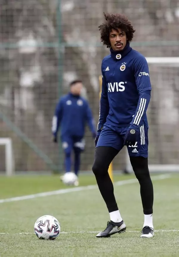 Fenerbahçe 3 eksikle çalıştı Fenerbahçe 3 eksikle çalıştı