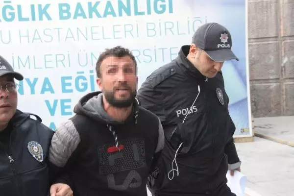 Gözaltına alındığında şarkı söyleyen abla cinayeti sanığına müebbet hapis Gözaltına alındığında şarkı söyleyen abla cinayeti sanığına müebbet hapis